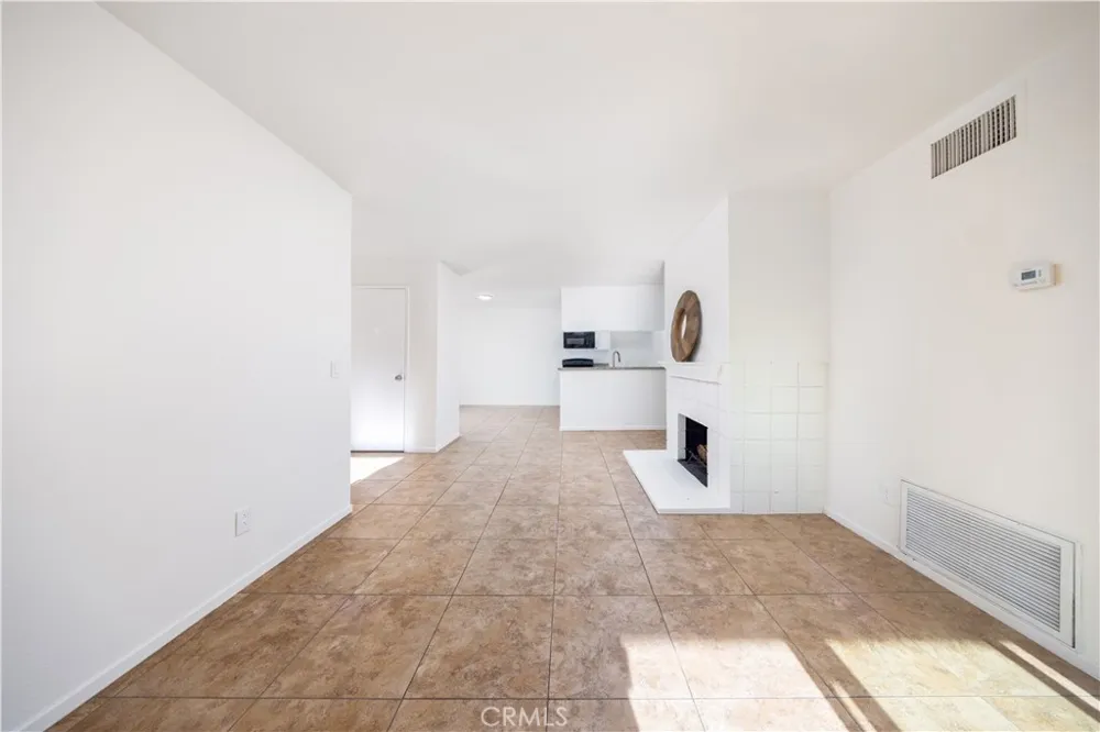23611 Golden Springs #I12 Diamond Bar, CA 91765