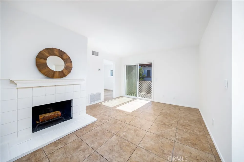 23611 Golden Springs #I12 Diamond Bar, CA 91765