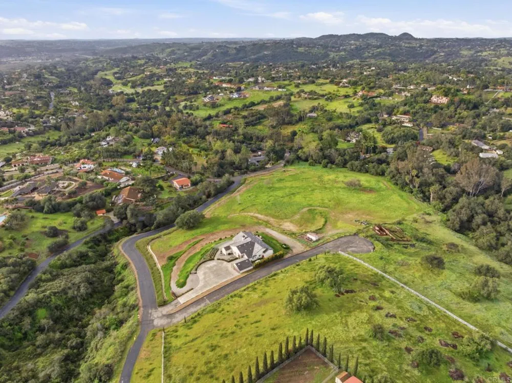 3600 Linda Vista Drive Fallbrook, CA 92028