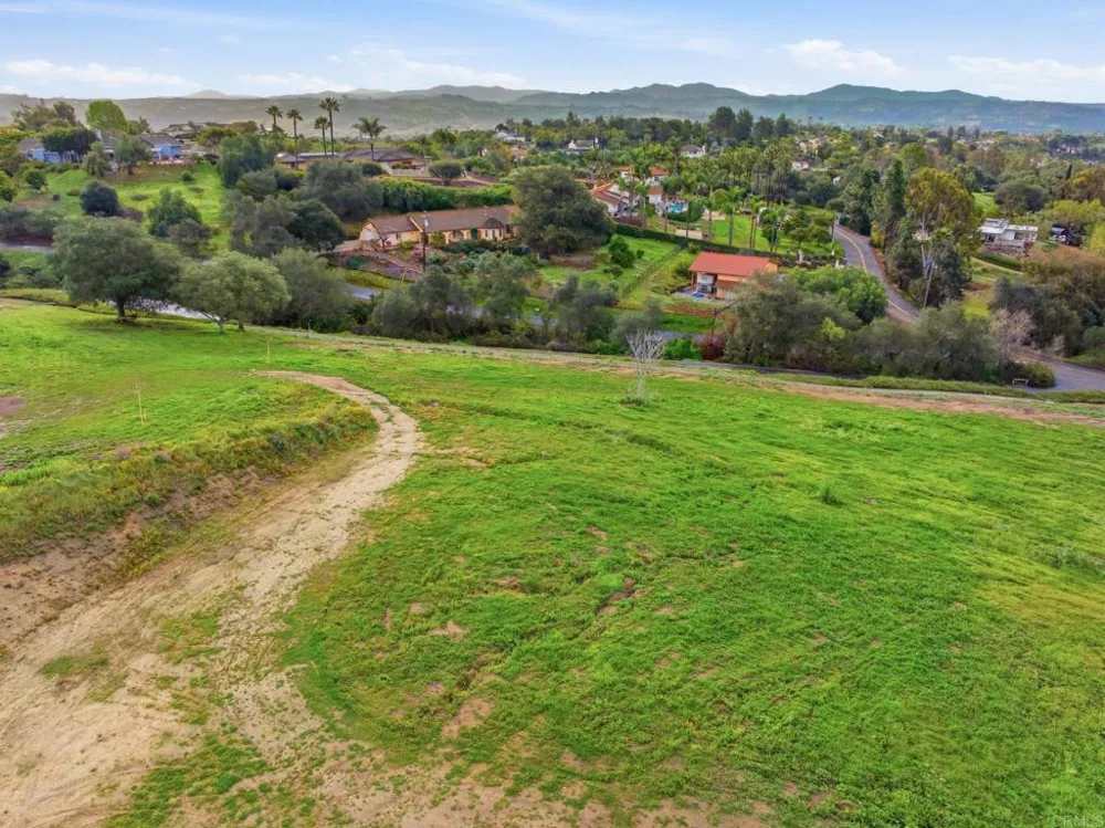 3600 Linda Vista Drive Fallbrook, CA 92028