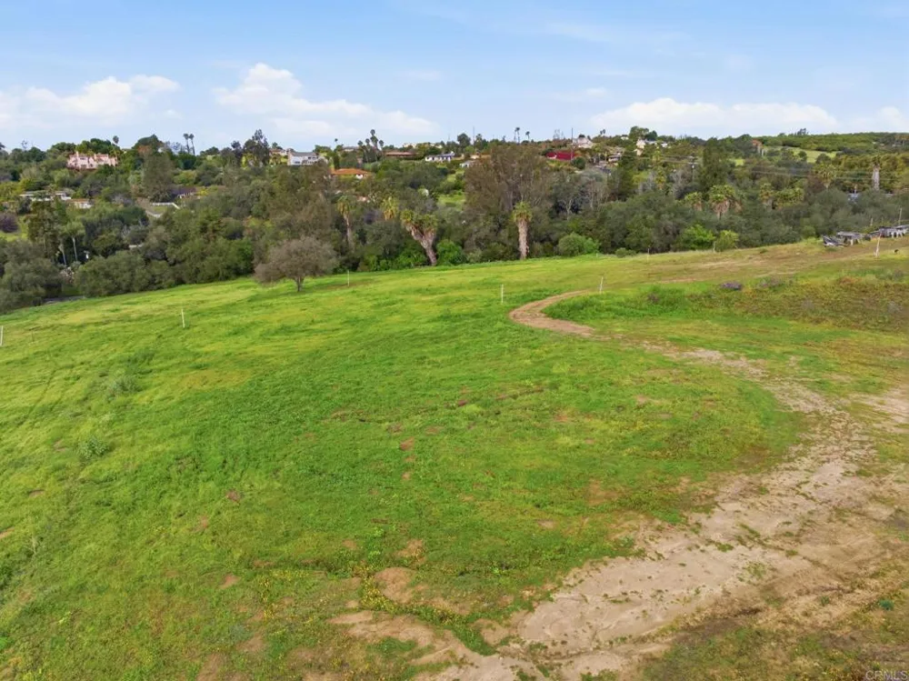 3600 Linda Vista Drive Fallbrook, CA 92028
