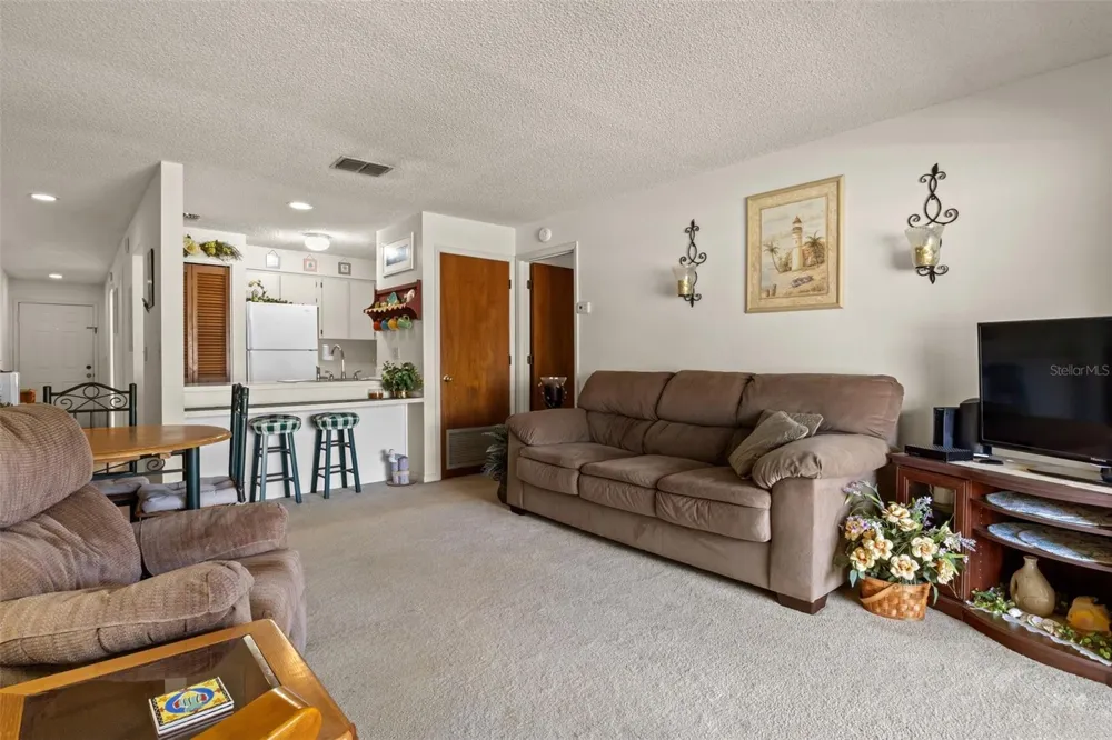 6138 TOPHER TRAIL #1 Mulberry, FL 33860