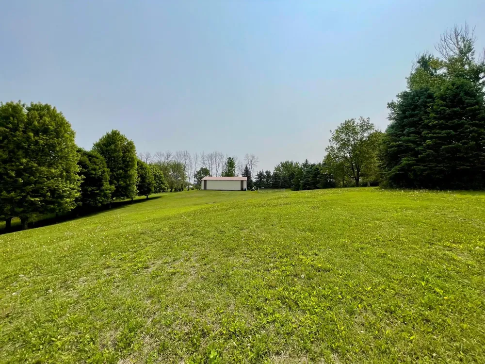 32337 Juniper Road Chatfield, MN 55923