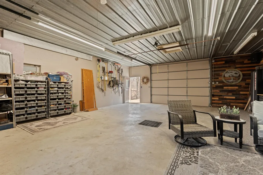 32337 Juniper Road Chatfield, MN 55923