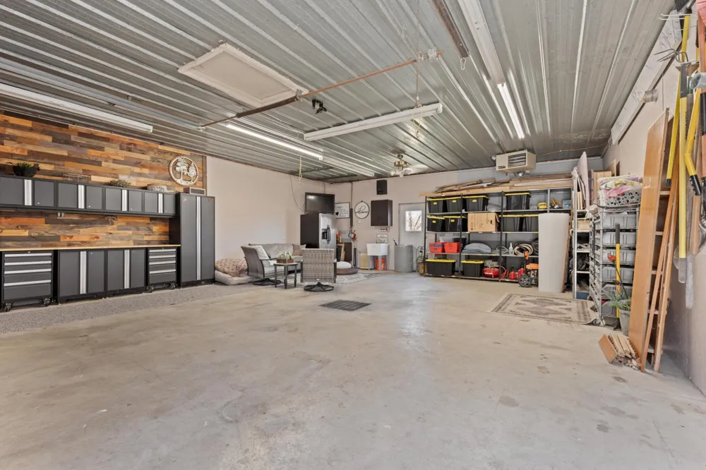 32337 Juniper Road Chatfield, MN 55923