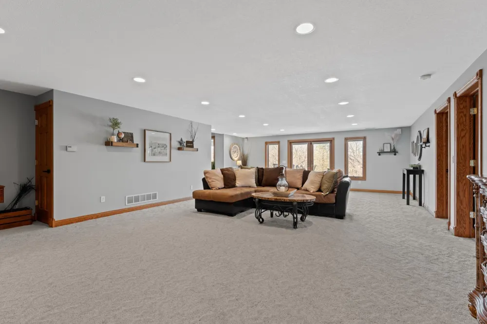 32337 Juniper Road Chatfield, MN 55923