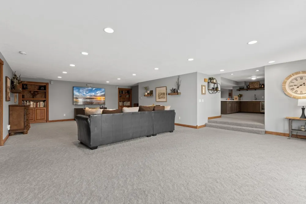 32337 Juniper Road Chatfield, MN 55923