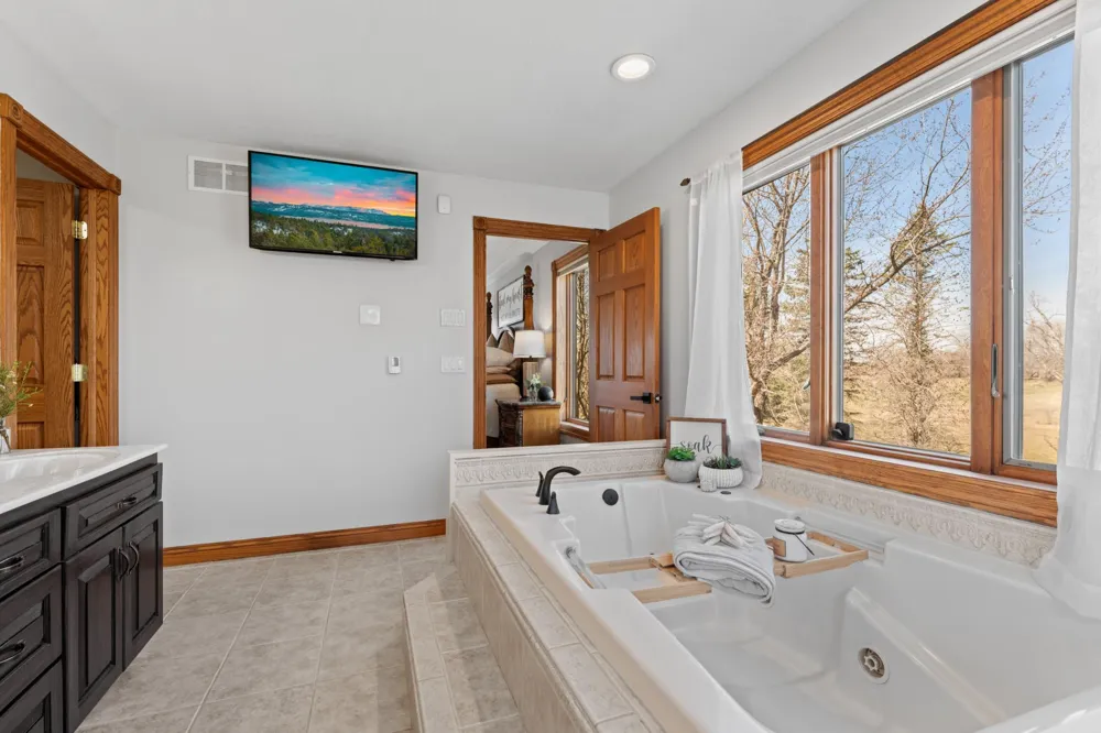 32337 Juniper Road Chatfield, MN 55923