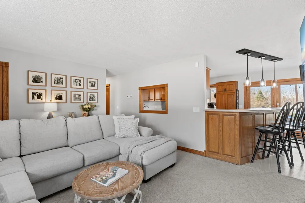 32337 Juniper Road Chatfield, MN 55923