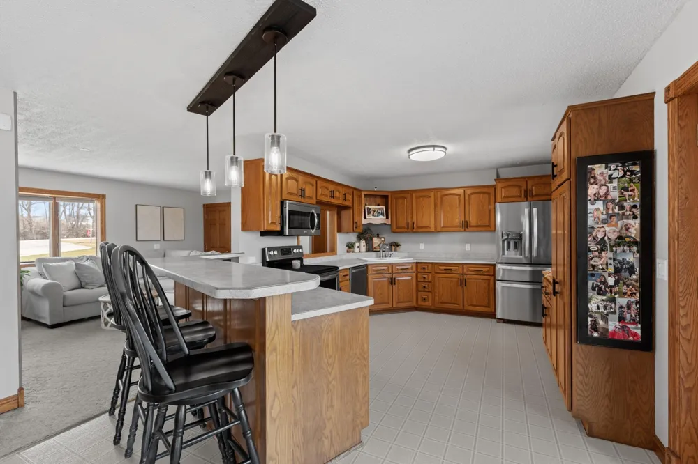 32337 Juniper Road Chatfield, MN 55923