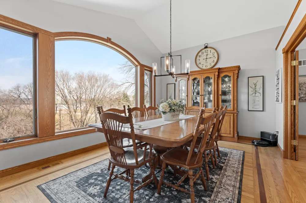 32337 Juniper Road Chatfield, MN 55923