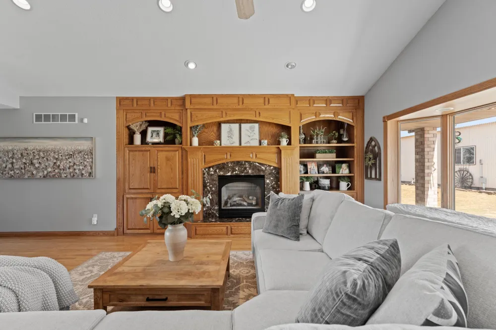 32337 Juniper Road Chatfield, MN 55923
