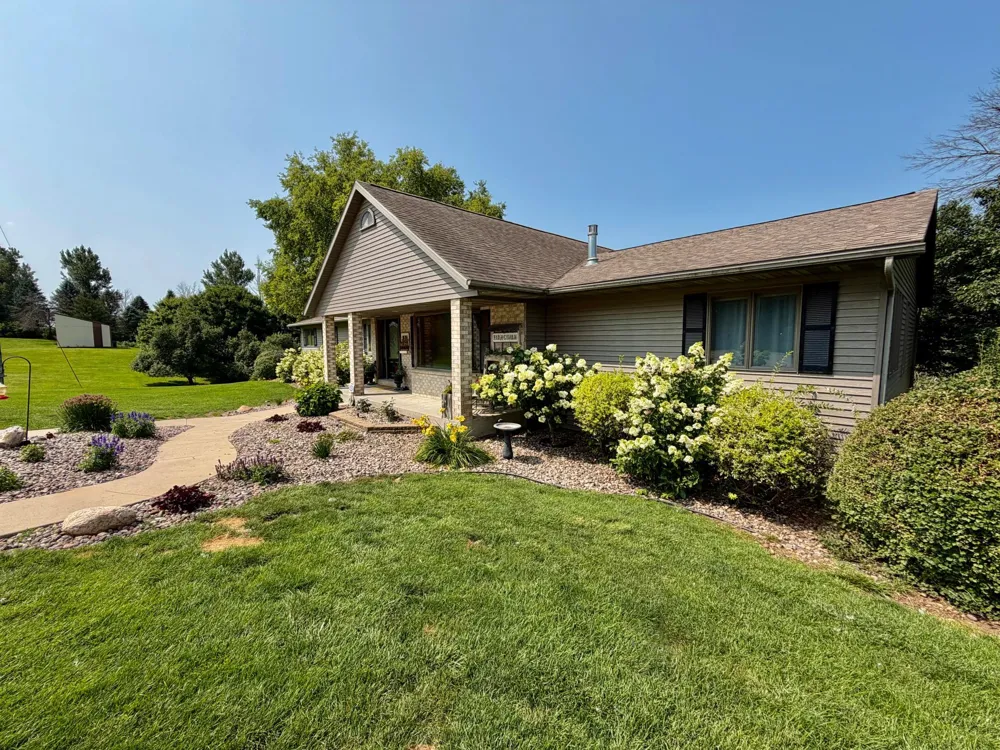 32337 Juniper Road Chatfield, MN 55923