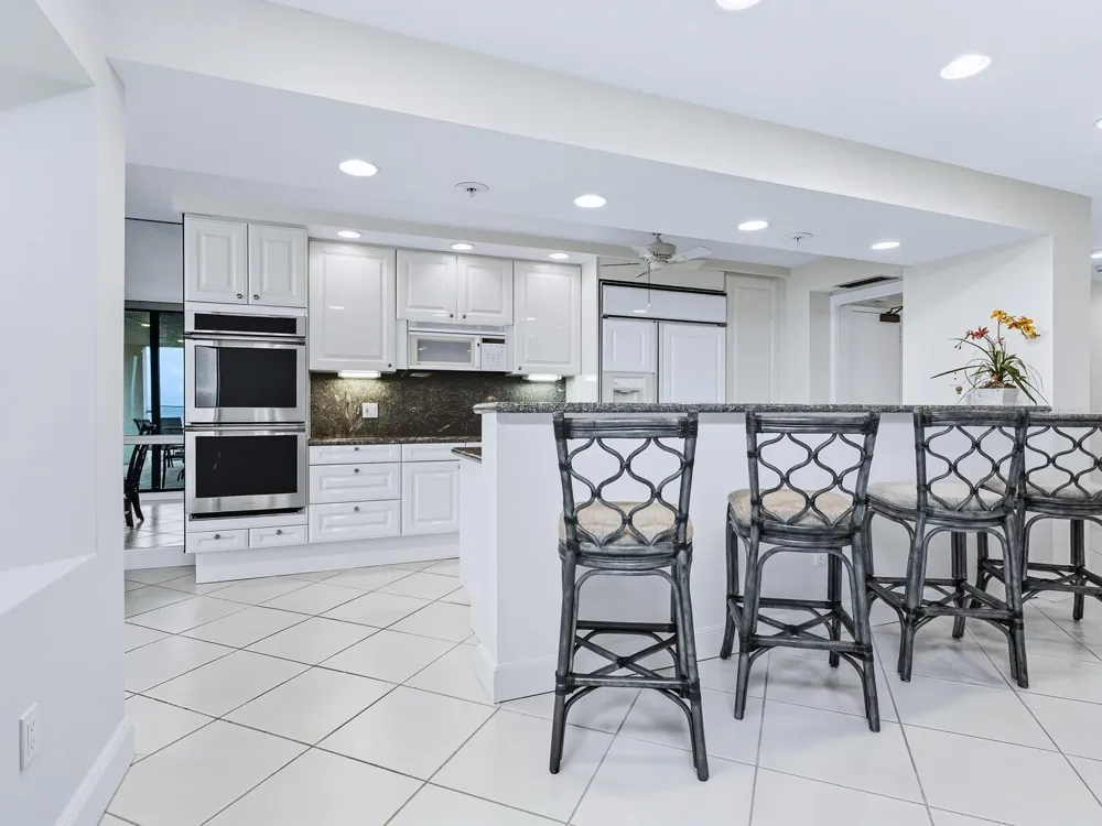 1511 GULF OF MEXICO DRIVE #201 Longboat Key, FL 34228