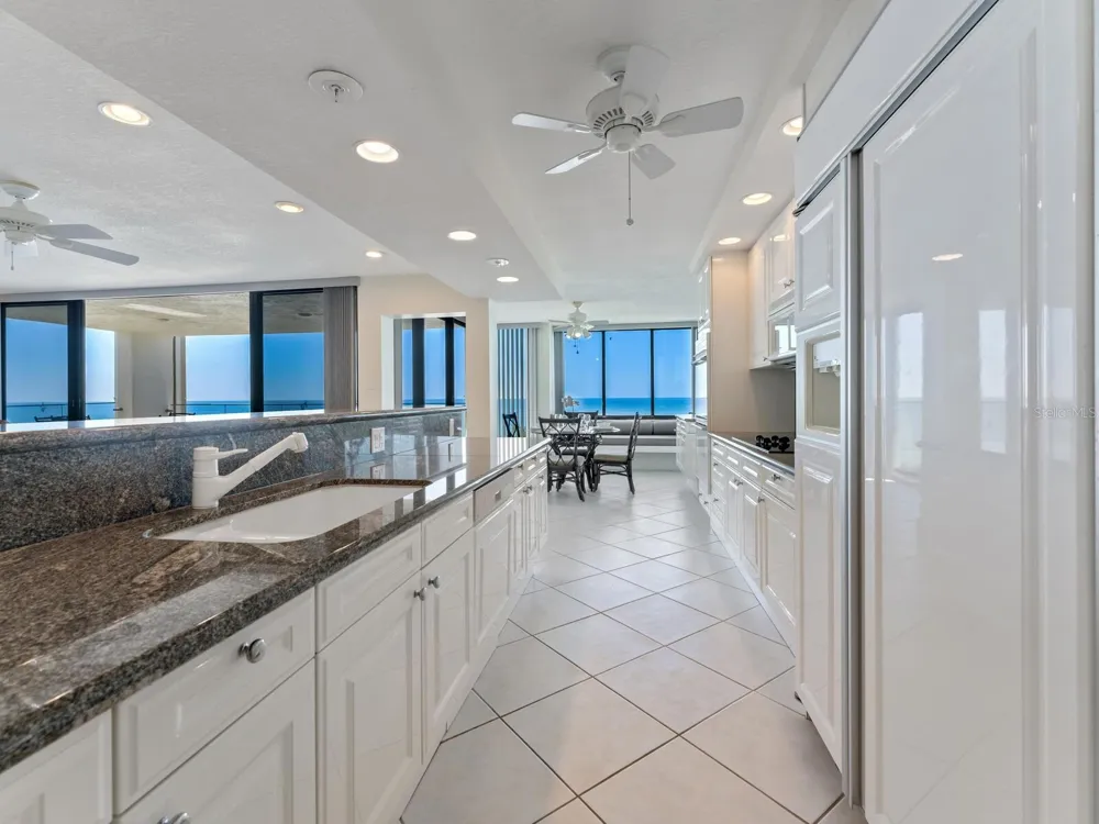 1511 GULF OF MEXICO DRIVE #201 Longboat Key, FL 34228