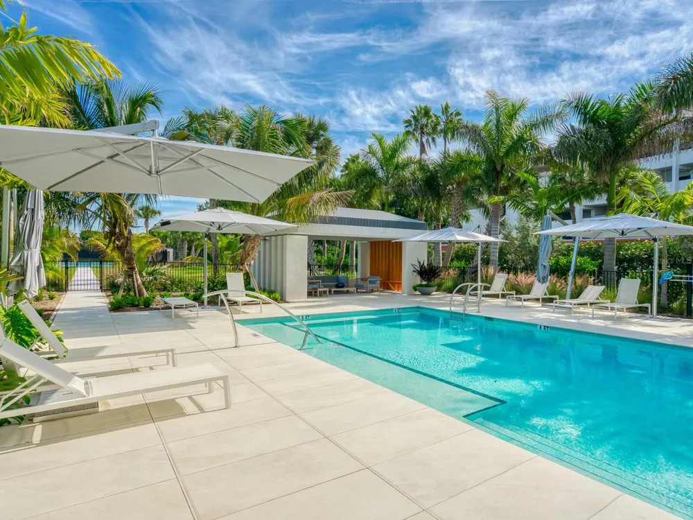 1511 GULF OF MEXICO DRIVE #201 Longboat Key, FL 34228