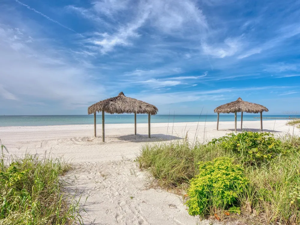 1511 GULF OF MEXICO DRIVE #201 Longboat Key, FL 34228