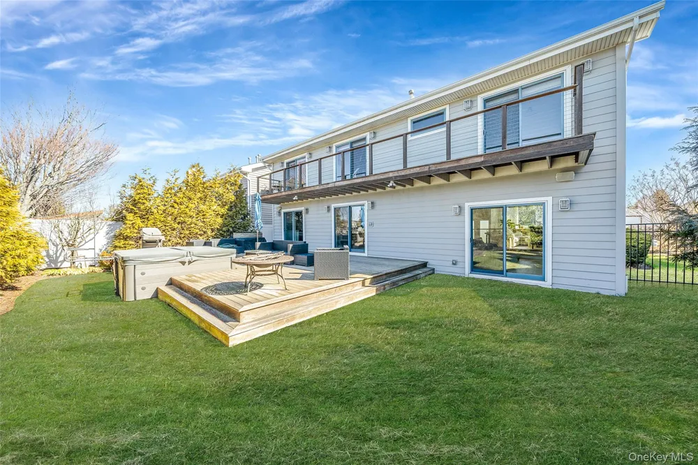 1233 Beech Street #5 Atlantic Beach, NY 11509