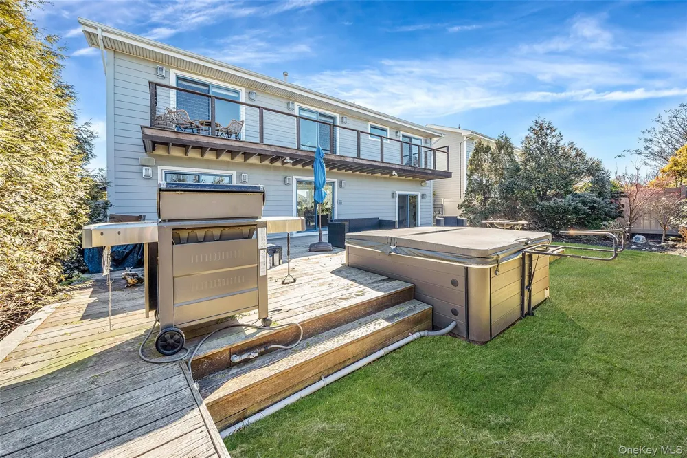 1233 Beech Street #5 Atlantic Beach, NY 11509