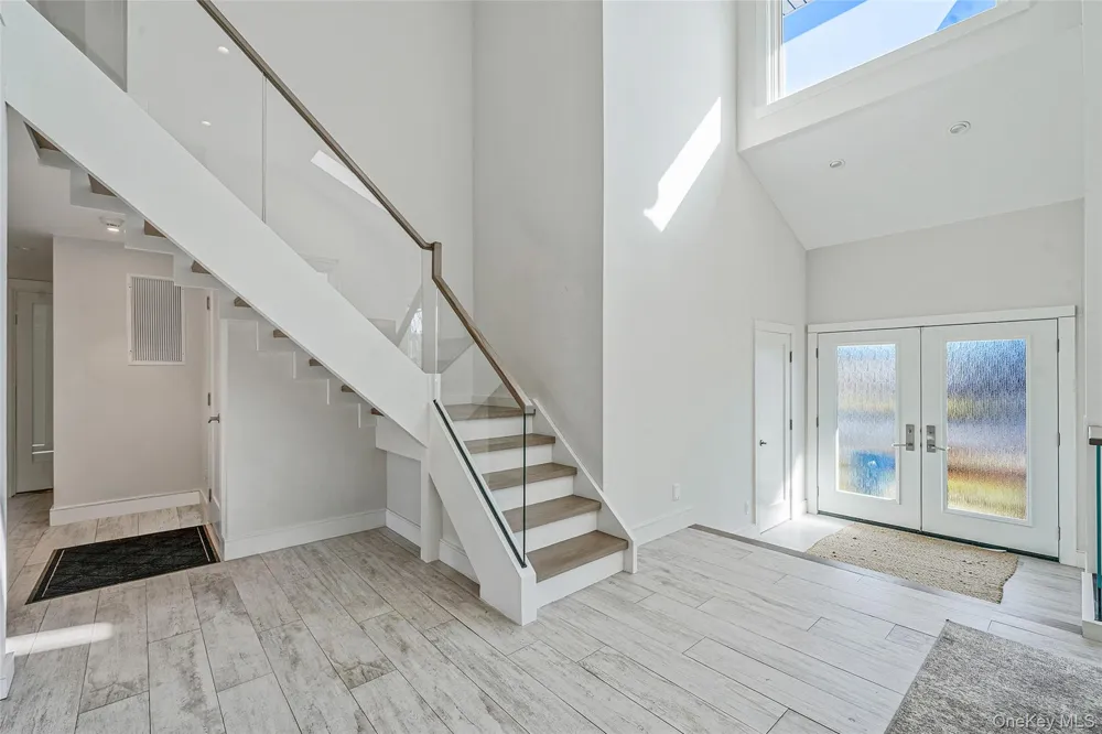1233 Beech Street #5 Atlantic Beach, NY 11509