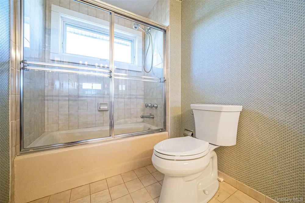 1233 Beech Street #5 Atlantic Beach, NY 11509