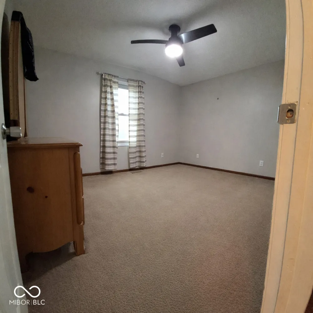 739 E 125 S Williamsport, IN 47993