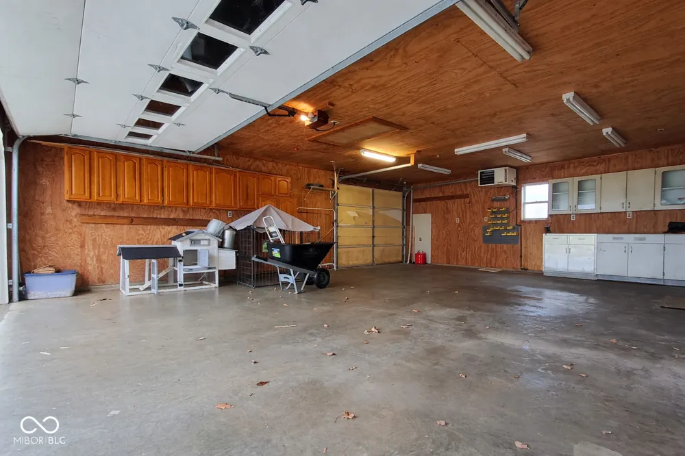 739 E 125 S Williamsport, IN 47993