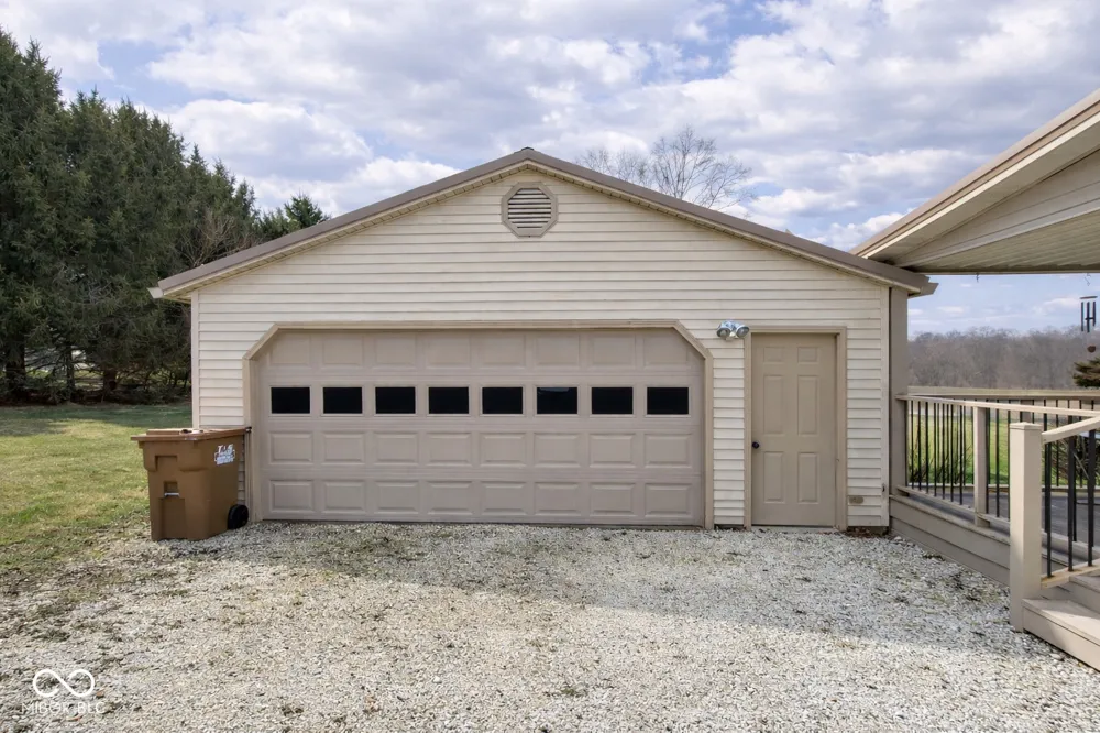 739 E 125 S Williamsport, IN 47993
