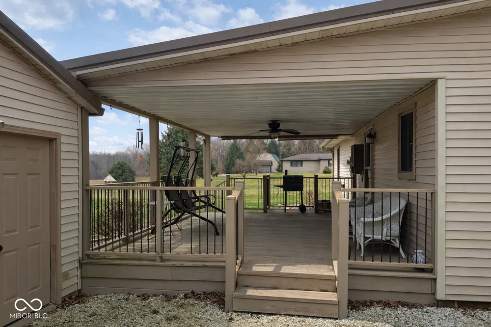 739 E 125 S Williamsport, IN 47993