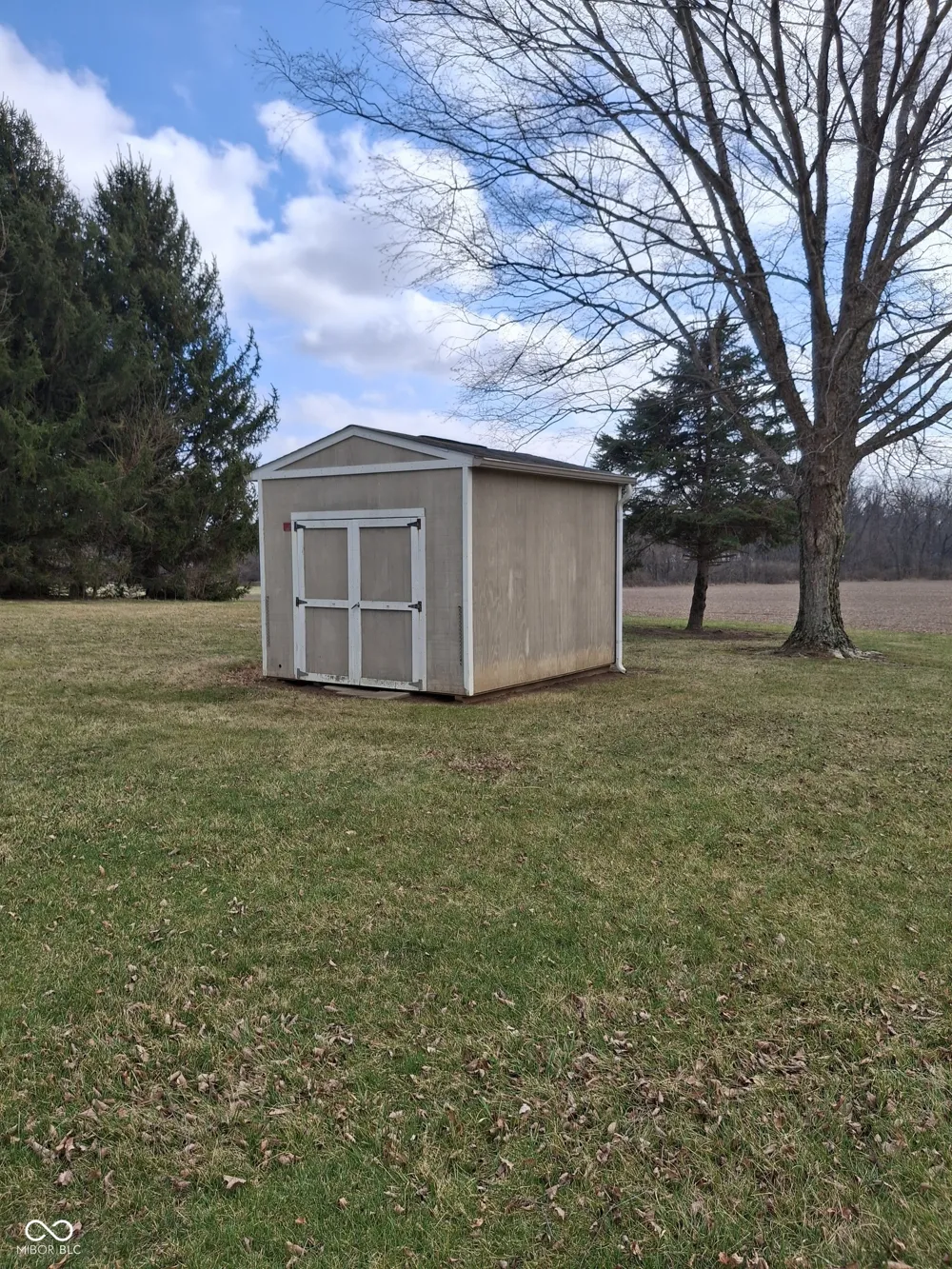 739 E 125 S Williamsport, IN 47993
