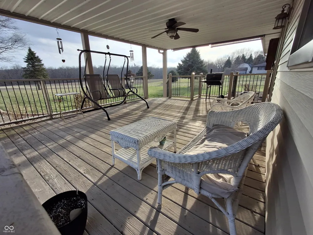 739 E 125 S Williamsport, IN 47993