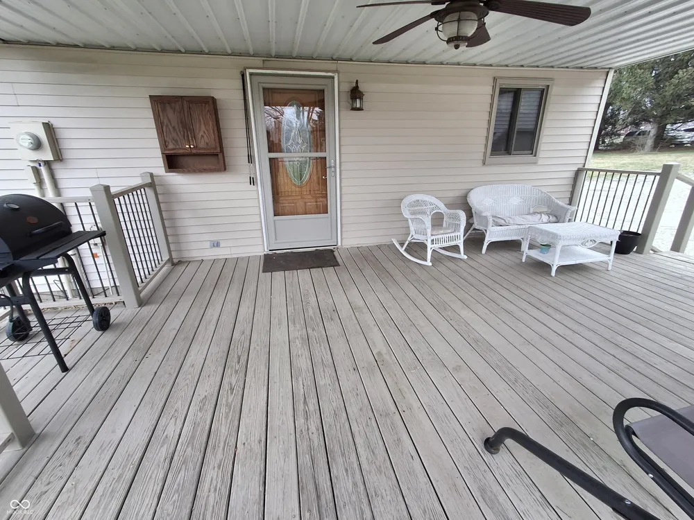 739 E 125 S Williamsport, IN 47993