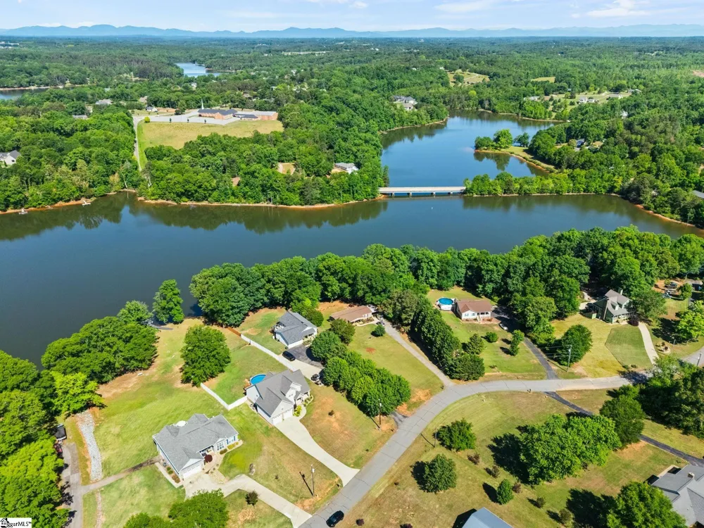 111 Michelle Drive Chesnee, SC 29323