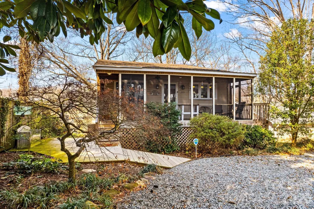 1331 Hickory Point Drive Lexington, NC 27292