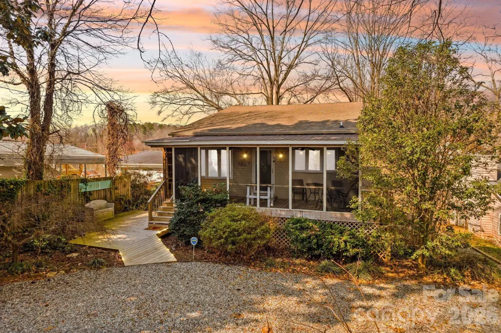 1331 Hickory Point Drive Lexington, NC 27292