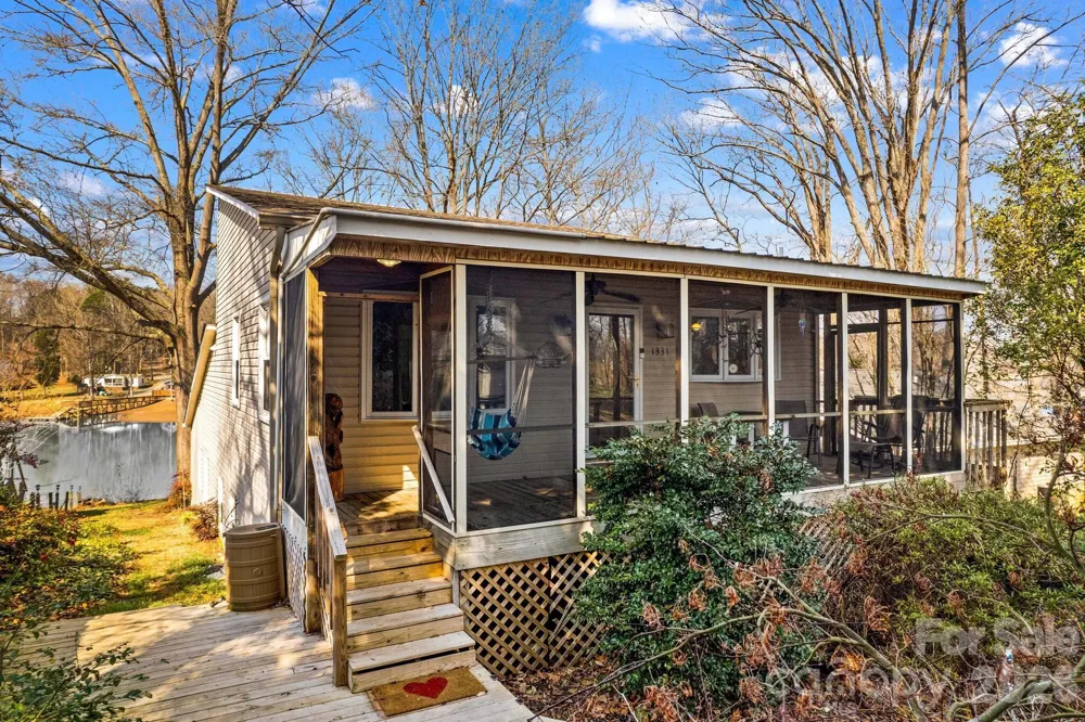 1331 Hickory Point Drive Lexington, NC 27292