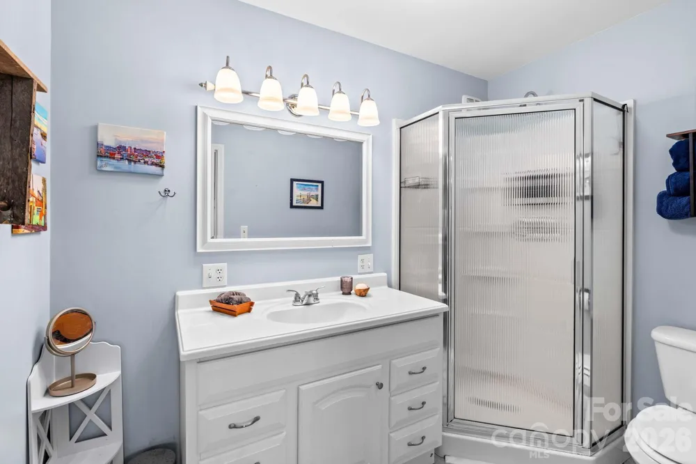 1331 Hickory Point Drive Lexington, NC 27292