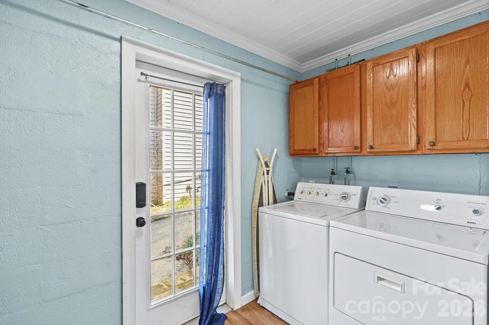 1331 Hickory Point Drive Lexington, NC 27292