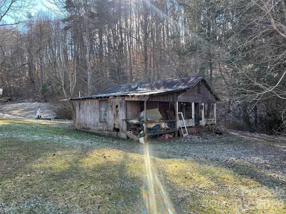 1974 Ammons Branch Road Marshall, NC 28753