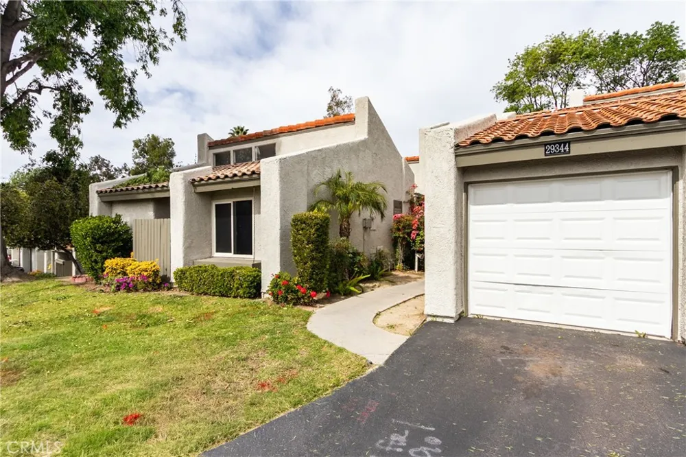 29344 Via Frontera Murrieta, CA 92563