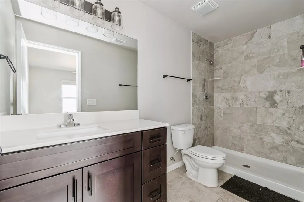 23166 NW 180TH AVENUE High Springs, FL 32643