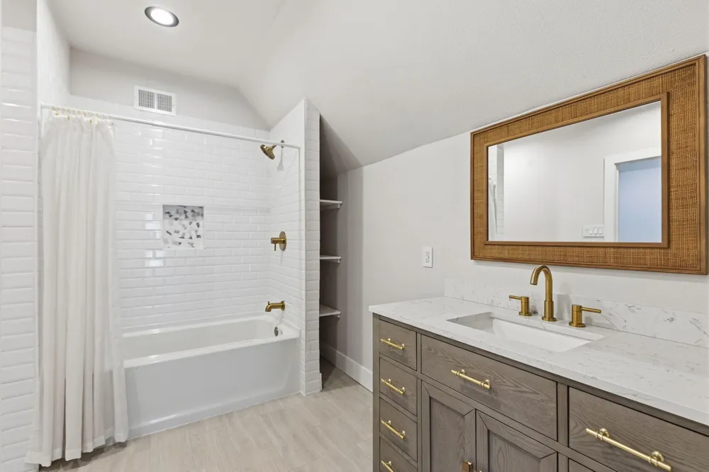 1504 Half Moon Drive Wharton, TX 77488