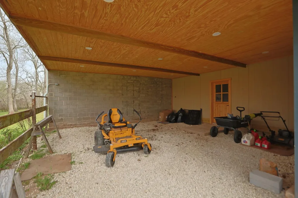 1504 Half Moon Drive Wharton, TX 77488
