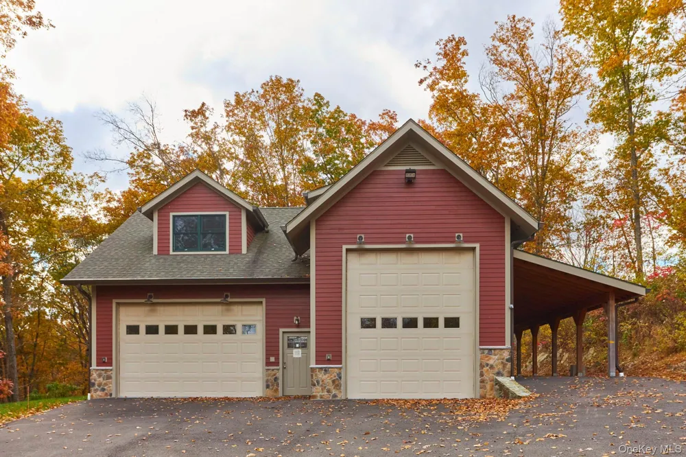203 Silver Lake Road Rhinebeck, NY 12572