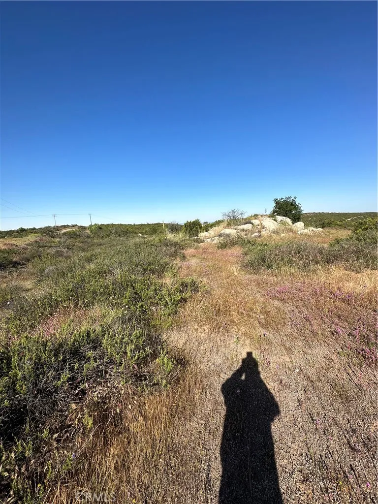 Sage & Red Mountain Road Hemet, CA 92544
