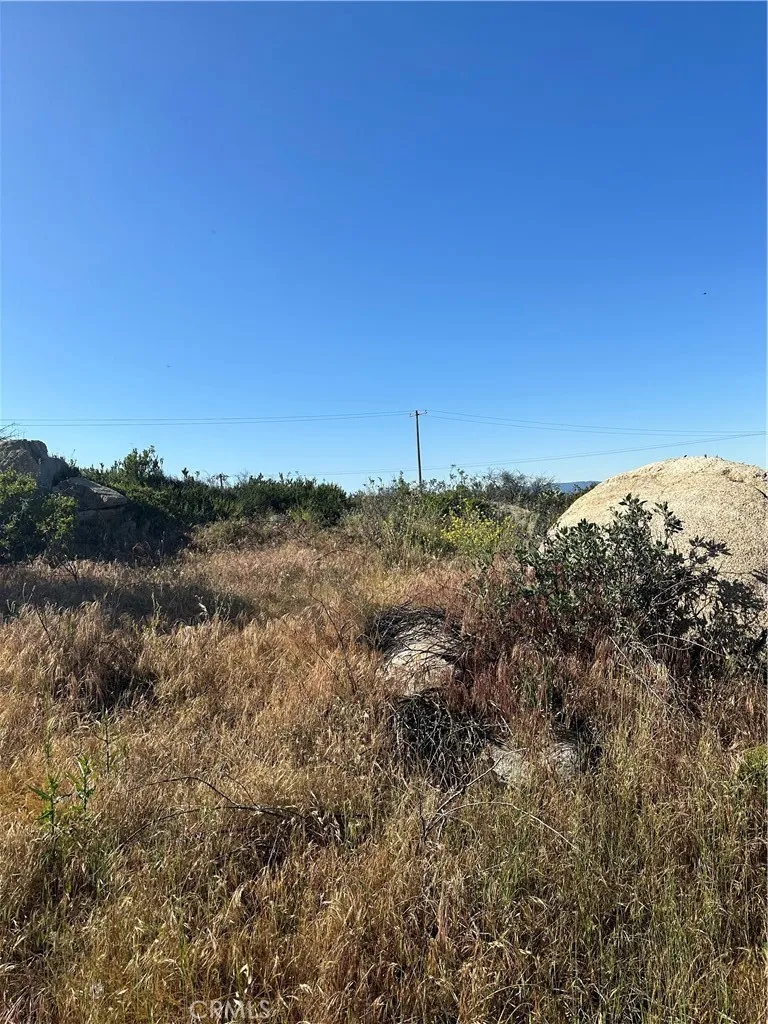 Sage & Red Mountain Road Hemet, CA 92544