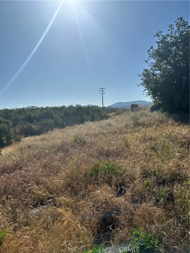 Sage & Red Mountain Road Hemet, CA 92544