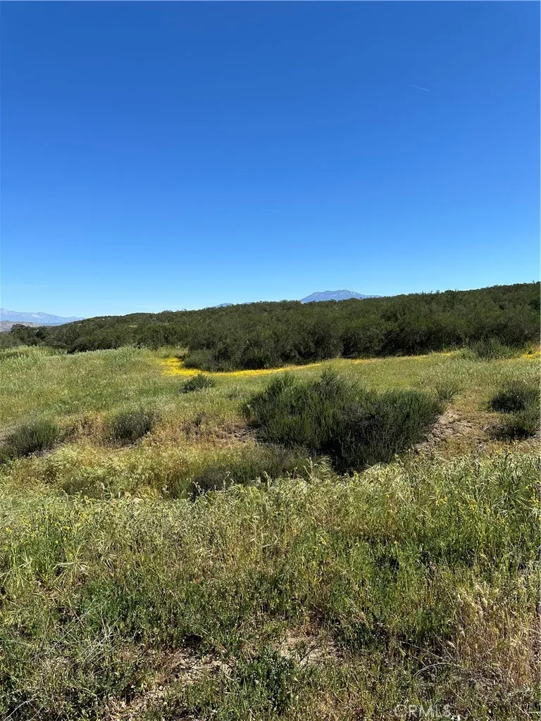 Sage & Red Mountain Road Hemet, CA 92544
