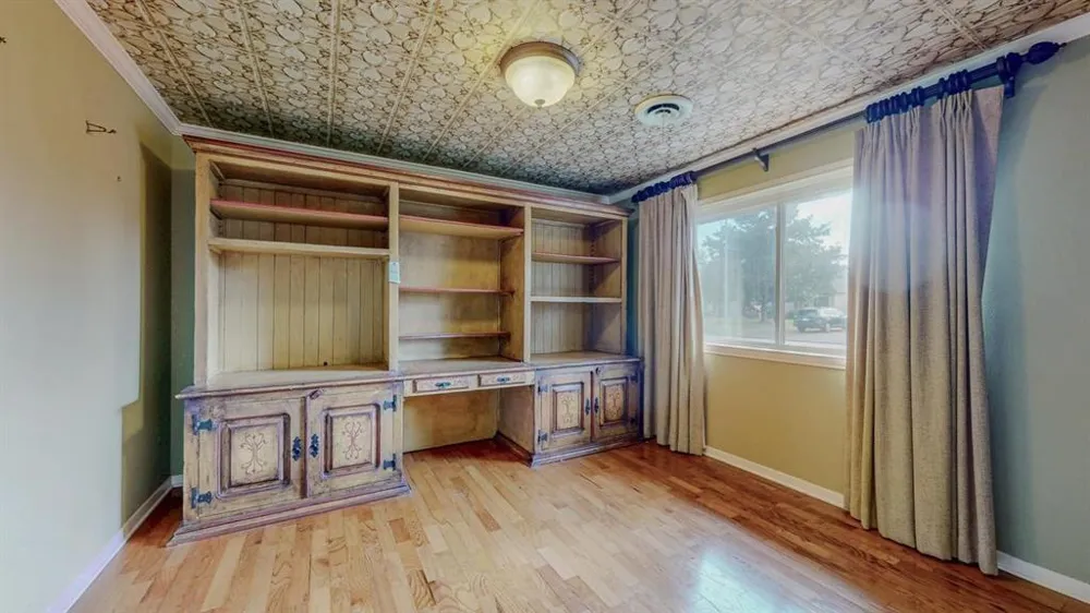 5710 Pickwick Lane Beaumont, TX 77706