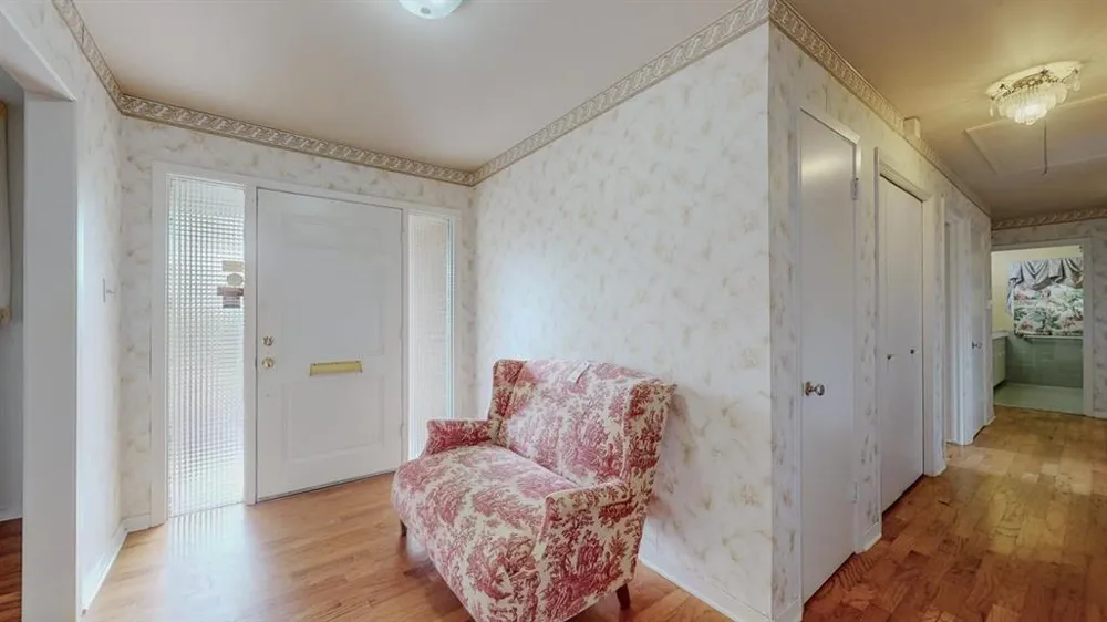 5710 Pickwick Lane Beaumont, TX 77706